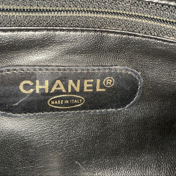 SALE!!! 🎉🎉🎉Chanel Vintage Lambskin Diamond Stitch Boston Bag - Picture 10 of 16